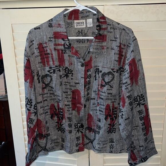 Women's Top Chico's Design Gray Button Front Love Languages 100% Linen Size 2 - Picture 1 of 4
